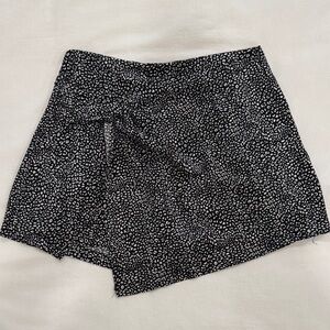 Zara Black and White Leopard Print Skort